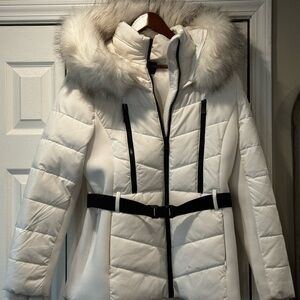 Women's White Fur-Trimmed Jacket